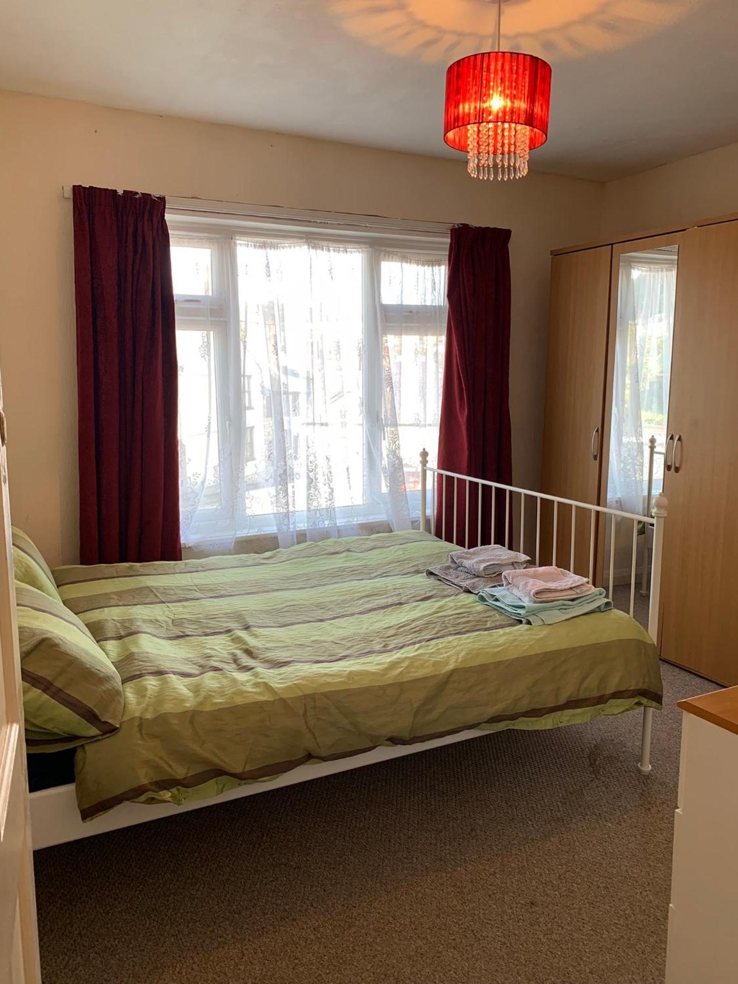 Room Only Guest Accommodation, Guest House Self Catering 威尔士班戈 外观 照片